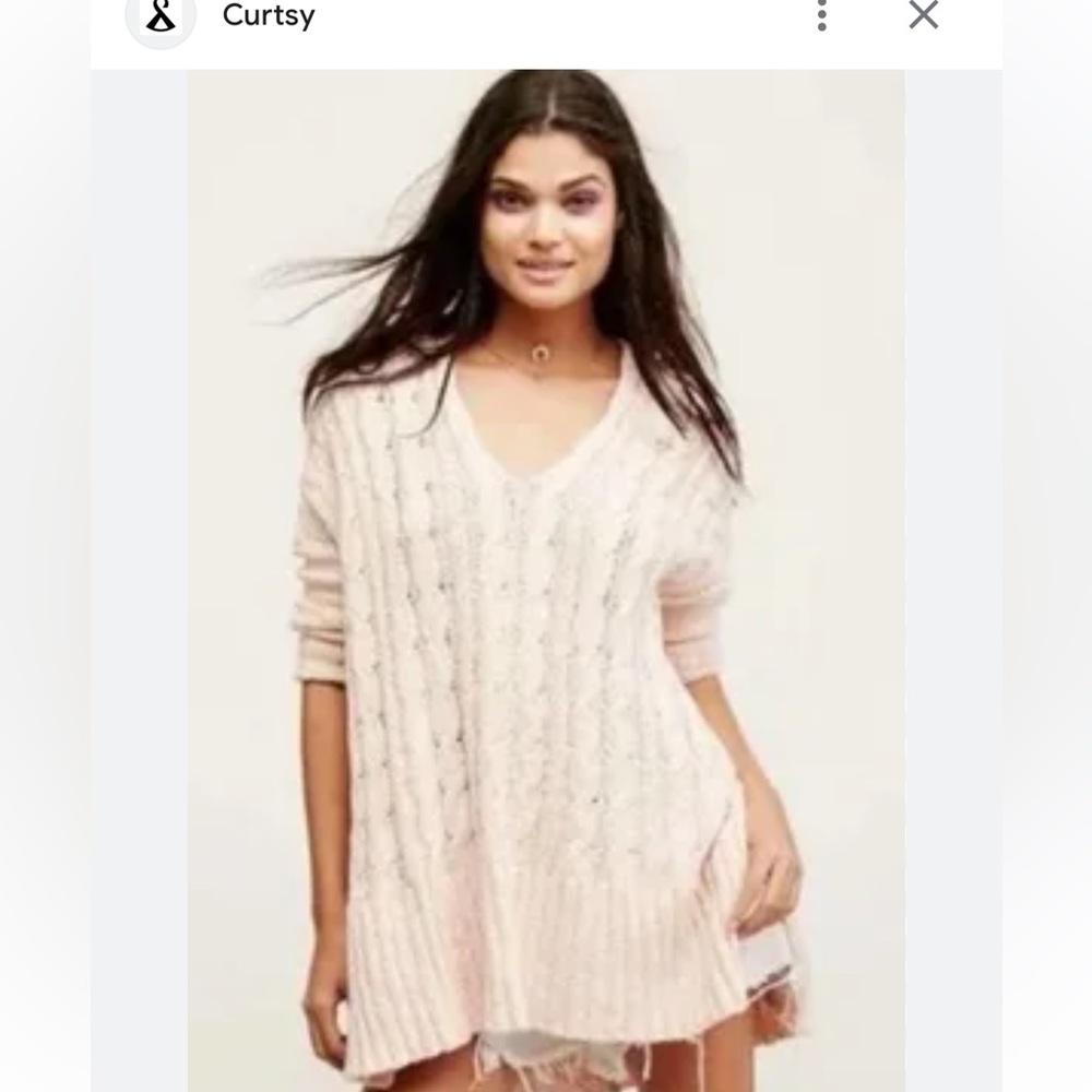 🎄FREE PEOPLE EUC CREAM V-NECK SWEATER🎄 - Picture 2 of 9